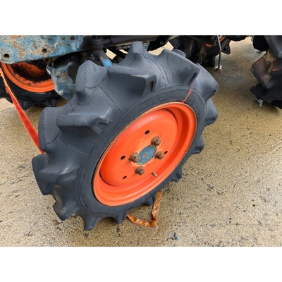KUBOTA トラクター B6000D