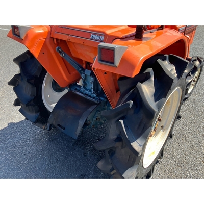 KUBOTA トラクター B1-16