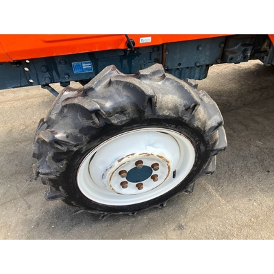 KUBOTA トラクター L1-205D