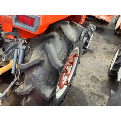 KUBOTA トラクター L1-275D