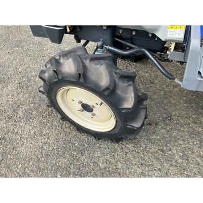 ISEKI トラクター THS18