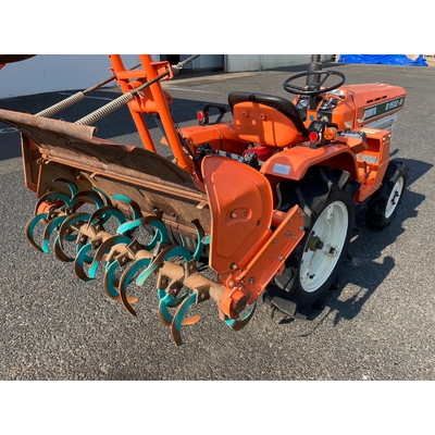 KUBOTA トラクター B1502 