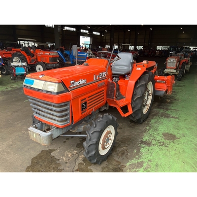 KUBOTA トラクター L1-235D