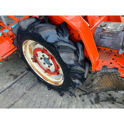 KUBOTA トラクター L1-205D