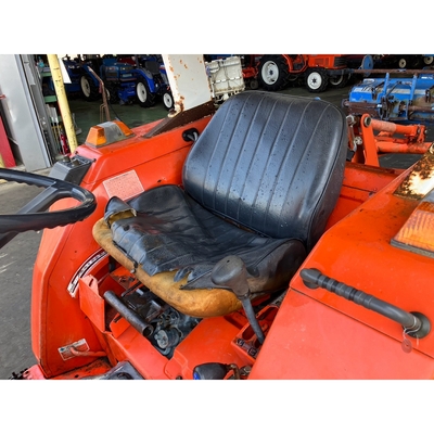 KUBOTA トラクター L1-205D