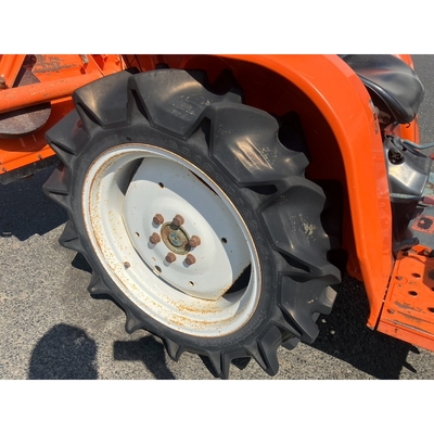 KUBOTA トラクター  B1600D