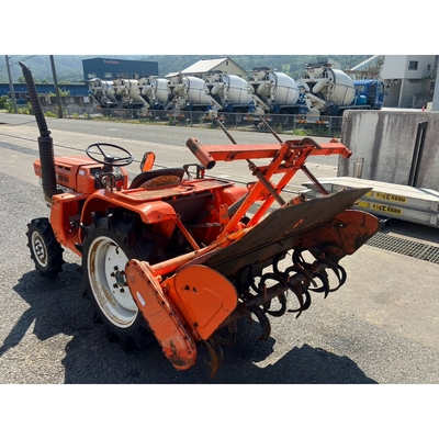 KUBOTA トラクター  B1600D
