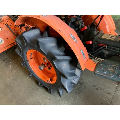 KUBOTA トラクター B6001D