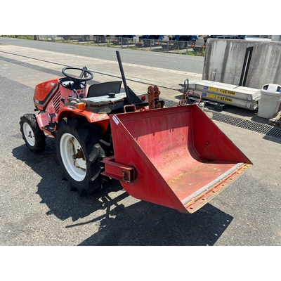KUBOTA トラクター B52