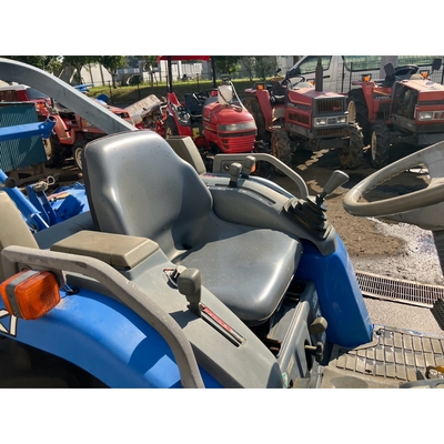 ISEKI トラクター TF223F