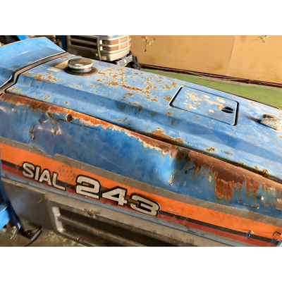 ISEKI トラクター TF243F