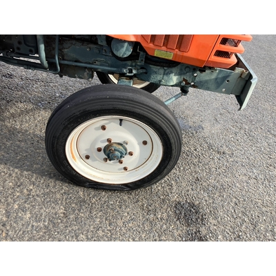 KUBOTA トラクター L1-20S