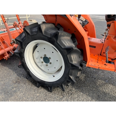 KUBOTA トラクター L1-20S
