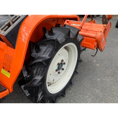 KUBOTA トラクター B1-17