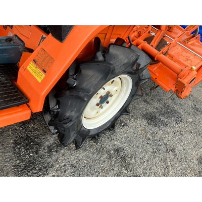 KUBOTA トラクター B1-14D