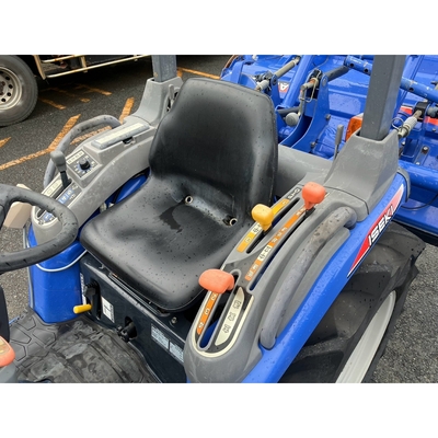 ISEKI トラクター TH265