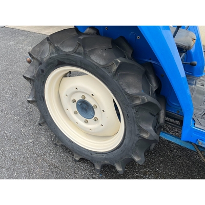 ISEKI トラクター TA247F