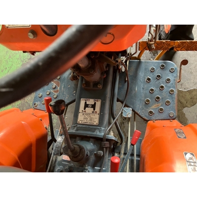 KUBOTA トラクター B7001D