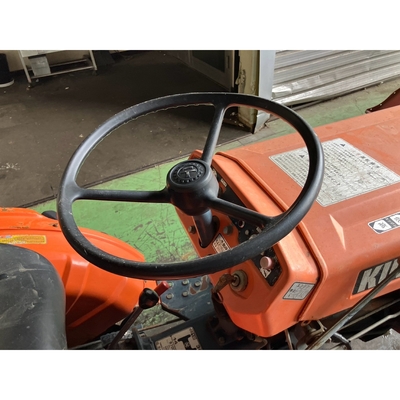 KUBOTA トラクター B7001D