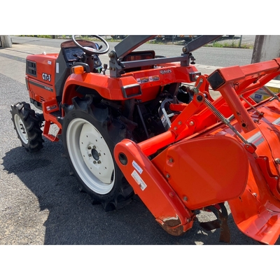 KUBOTA トラクター GT3