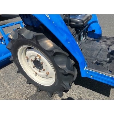 ISEKI トラクター TA227F