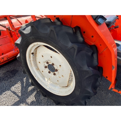 KUBOTA トラクター L1-235D