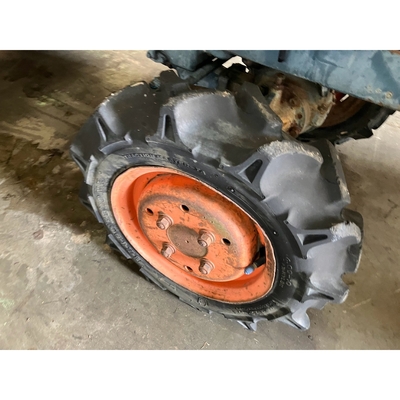 KUBOTA トラクター B5000D