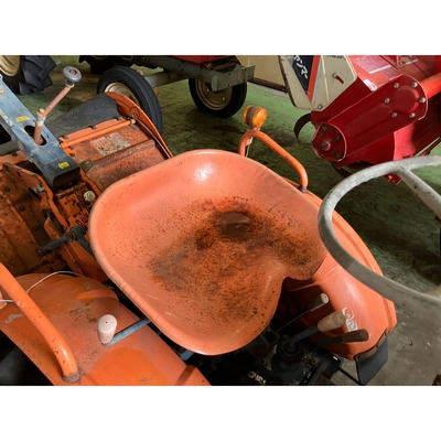 KUBOTA トラクター B5000D