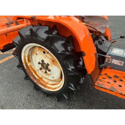 KUBOTA トラクター  B1600D