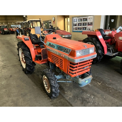 KUBOTA トラクター L1-255D