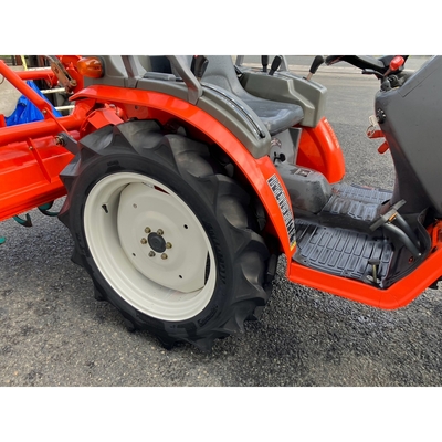 KUBOTA トラクター GB20
