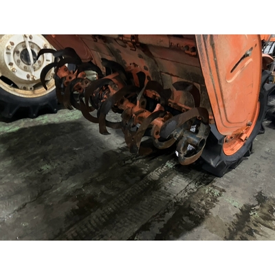KUBOTA トラクター B7001D