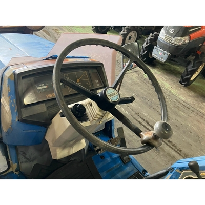 ISEKI トラクター TU220F