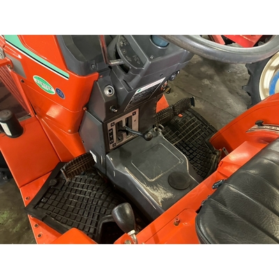 KUBOTA トラクター L1-205D