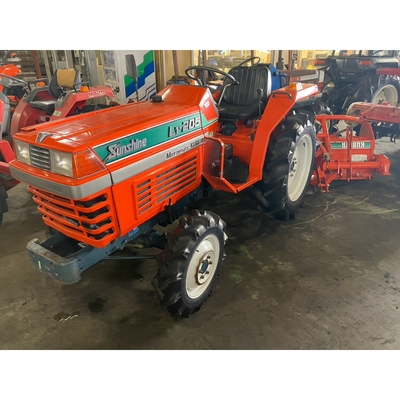 KUBOTA トラクター L1-205D