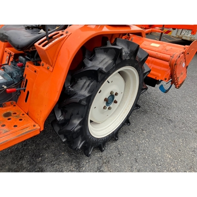 KUBOTA トラクター B1702S
