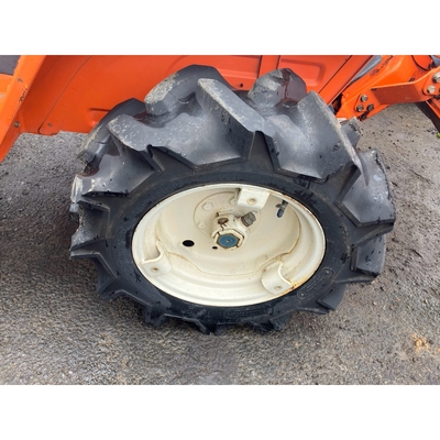 KUBOTA トラクター B1200D