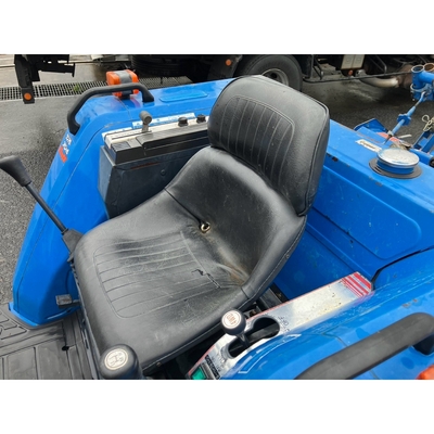 ISEKI トラクター TA227F