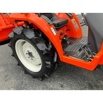 KUBOTA トラクター GT3