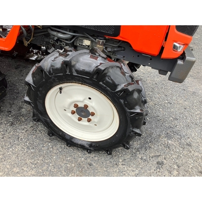 KUBOTA トラクター KB185
