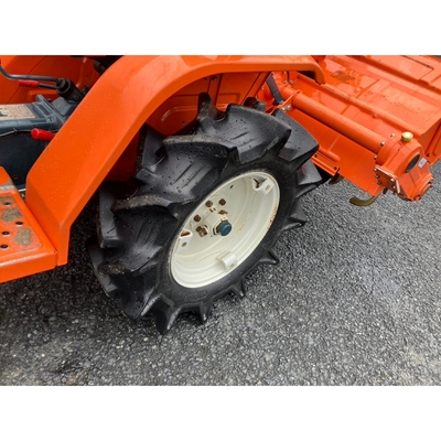 KUBOTA トラクター B1400D