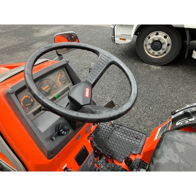 KUBOTA トラクター A15