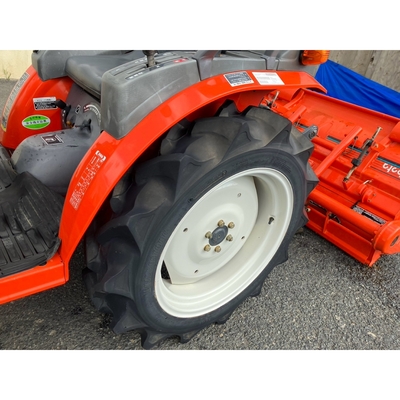 KUBOTA トラクター GB20