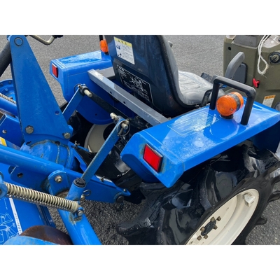 ISEKI トラクター TM15F
