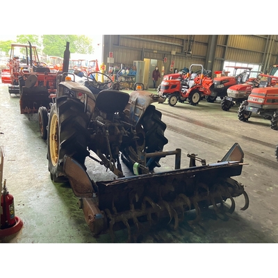 ISEKI トラクター TS2810S