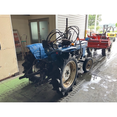 ISEKI トラクター TS2210S