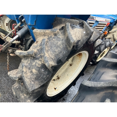 ISEKI トラクター TL3200F