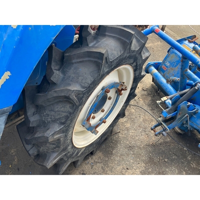 ISEKI トラクター TU217F