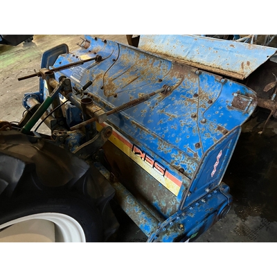 ISEKI トラクター TA263F