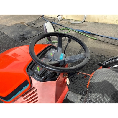 KUBOTA トラクター B52